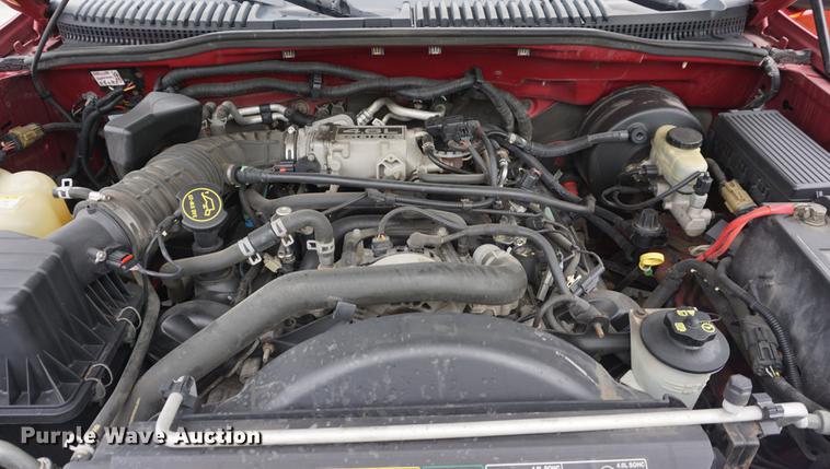 image for item DD6445 2004 Ford Explorer SUV