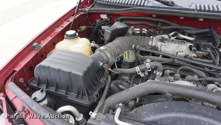 image for item DD6445 2004 Ford Explorer SUV