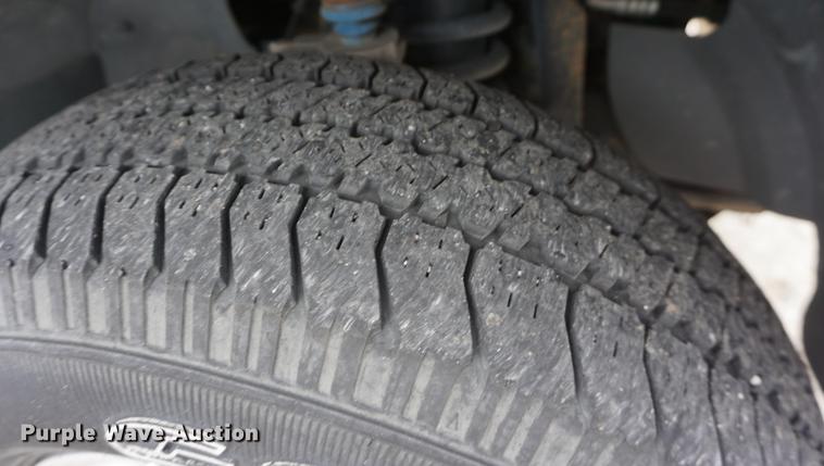 image for item DD6445 2004 Ford Explorer SUV