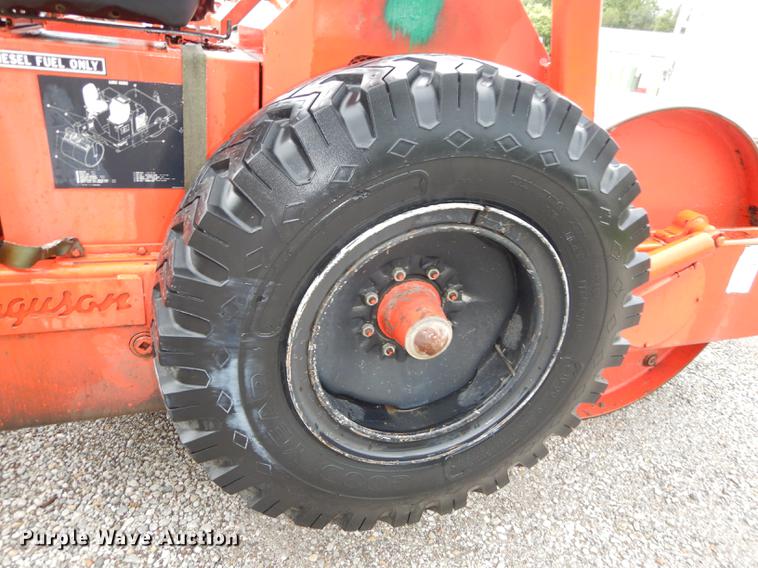 image for item DD6456 Ferguson 46 double drum roller