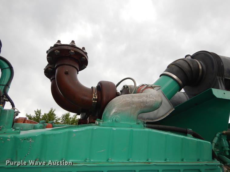 image for item DD6458 2005 Cummins generator