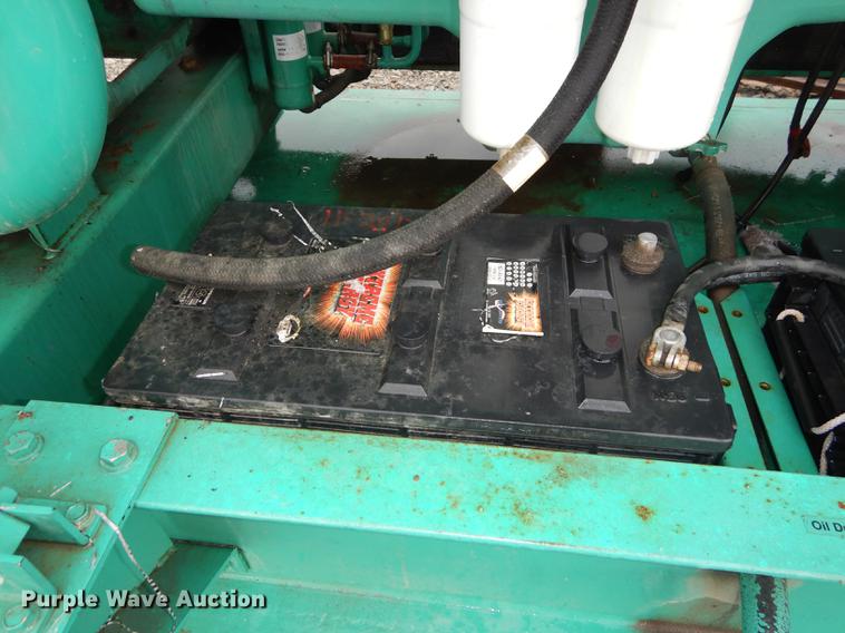 image for item DD6458 2005 Cummins generator