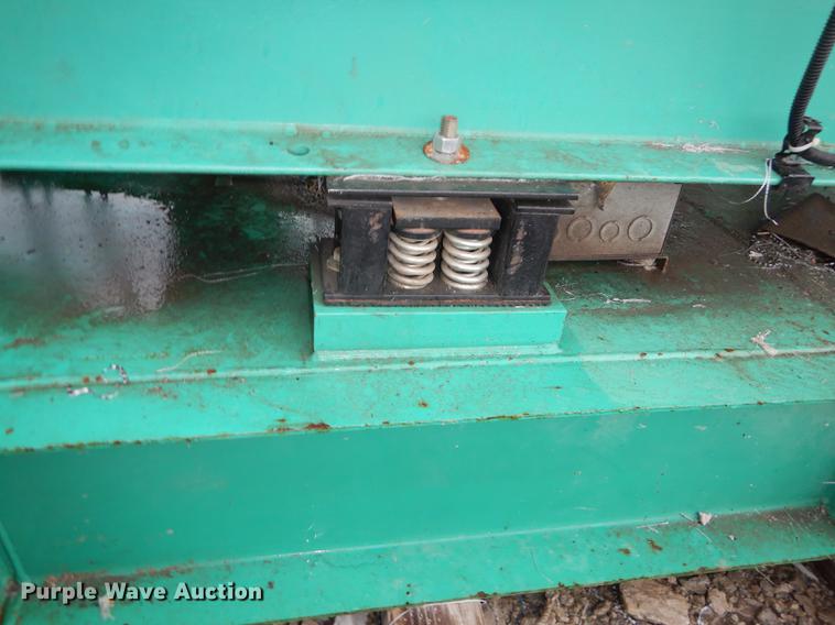 image for item DD6458 2005 Cummins generator