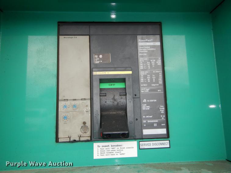 image for item DD6458 2005 Cummins generator