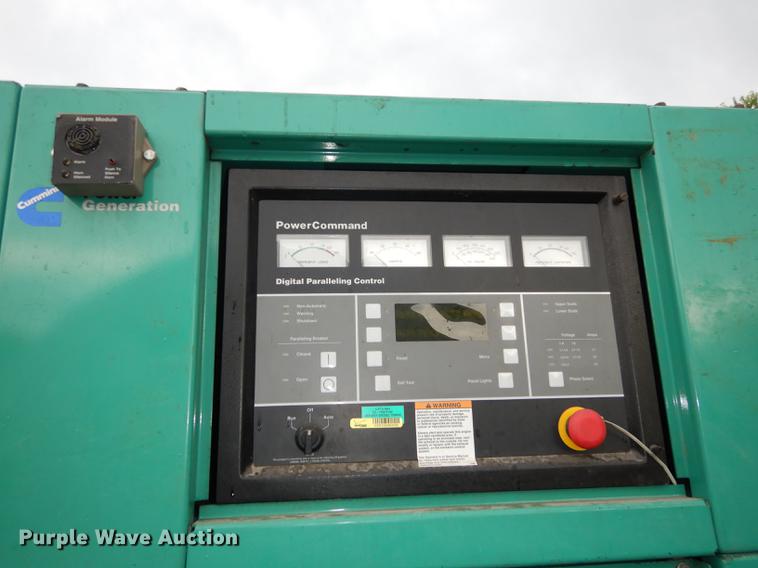 image for item DD6458 2005 Cummins generator