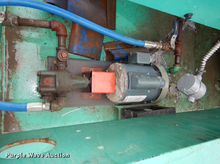 image for item DD6458 2005 Cummins generator