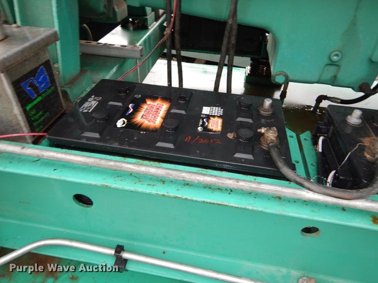 image for item DD6458 2005 Cummins generator