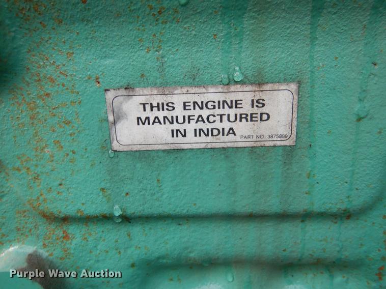 image for item DD6458 2005 Cummins generator