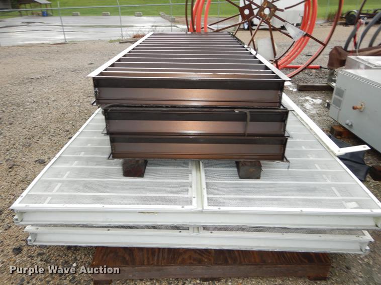 image for item DD6458 2005 Cummins generator