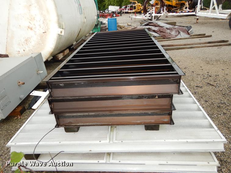 image for item DD6458 2005 Cummins generator