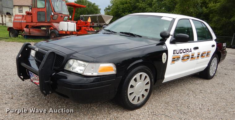 image for item DD6465 2010 Ford Crown Victoria Police Interceptor