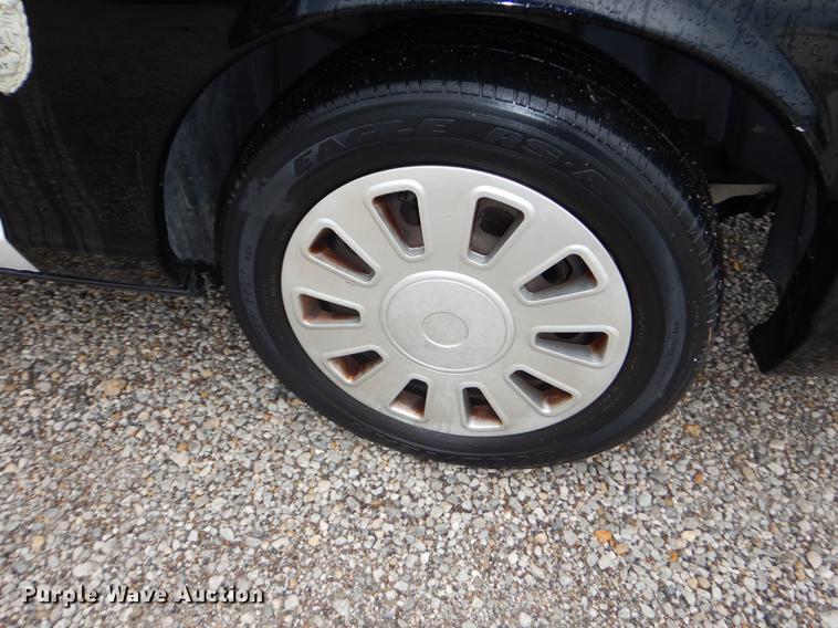 image for item DD6465 2010 Ford Crown Victoria Police Interceptor