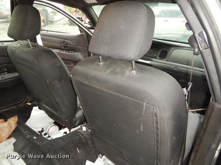 image for item DD6465 2010 Ford Crown Victoria Police Interceptor