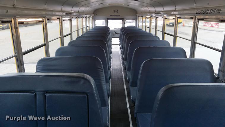 image for item DD6502 2006 Freightliner FS65 Thomas school bus
