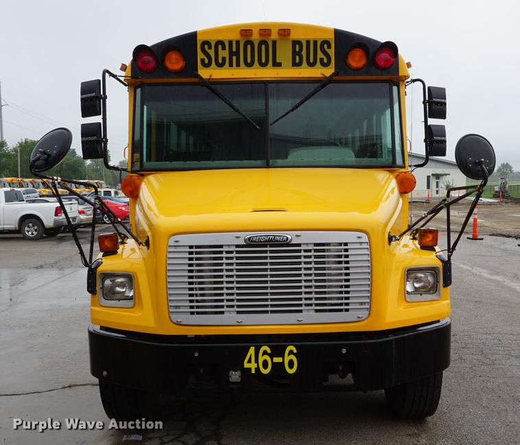 image for item DD6503 2006 Freightliner FS65 Thomas school bus