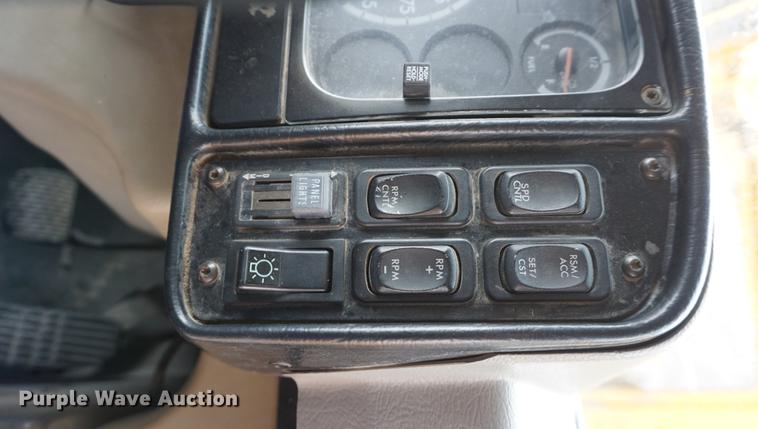 image for item DD6503 2006 Freightliner FS65 Thomas school bus