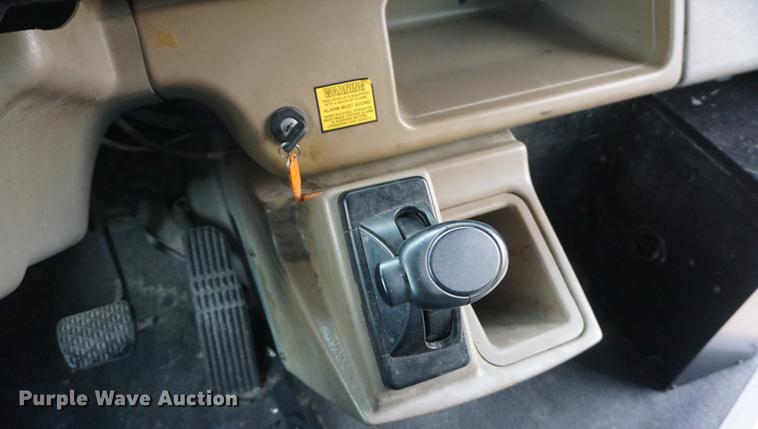 image for item DD6503 2006 Freightliner FS65 Thomas school bus