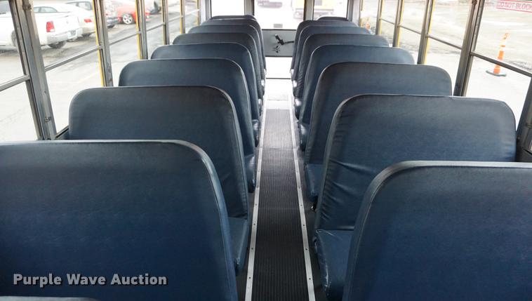 image for item DD6503 2006 Freightliner FS65 Thomas school bus