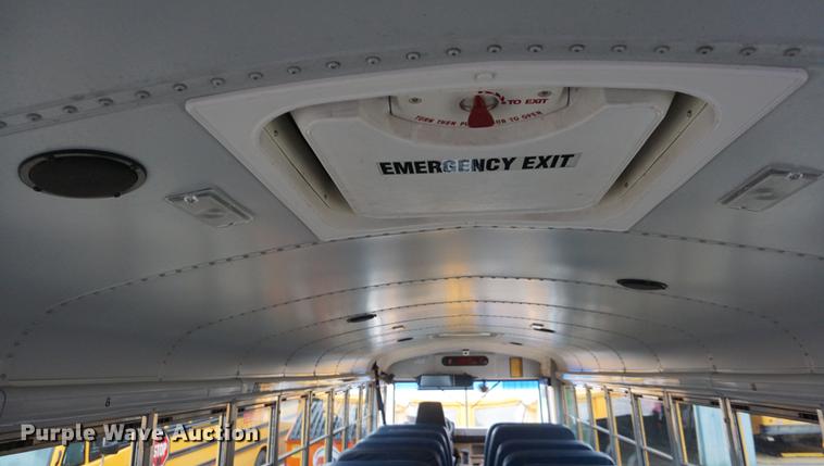 image for item DD6503 2006 Freightliner FS65 Thomas school bus