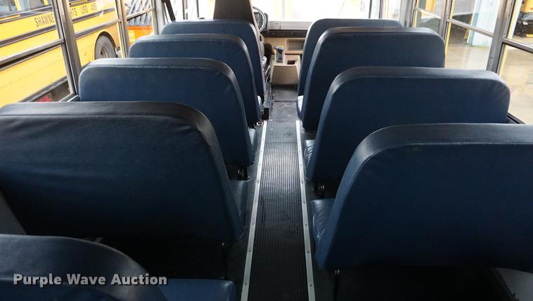 image for item DD6503 2006 Freightliner FS65 Thomas school bus