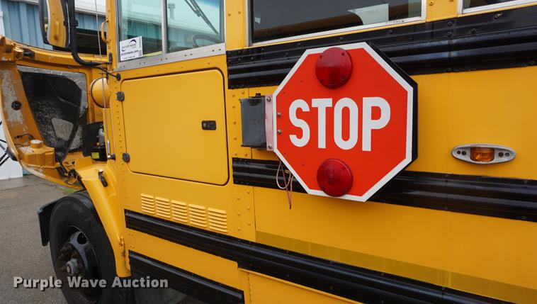 image for item DD6503 2006 Freightliner FS65 Thomas school bus