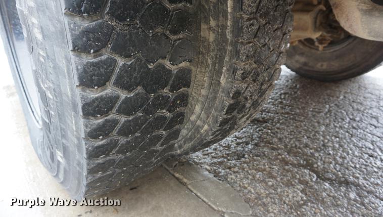 image for item DD6503 2006 Freightliner FS65 Thomas school bus