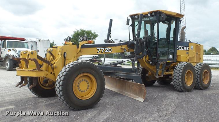 image for item DD7342 2008 John Deere 772D motor grader