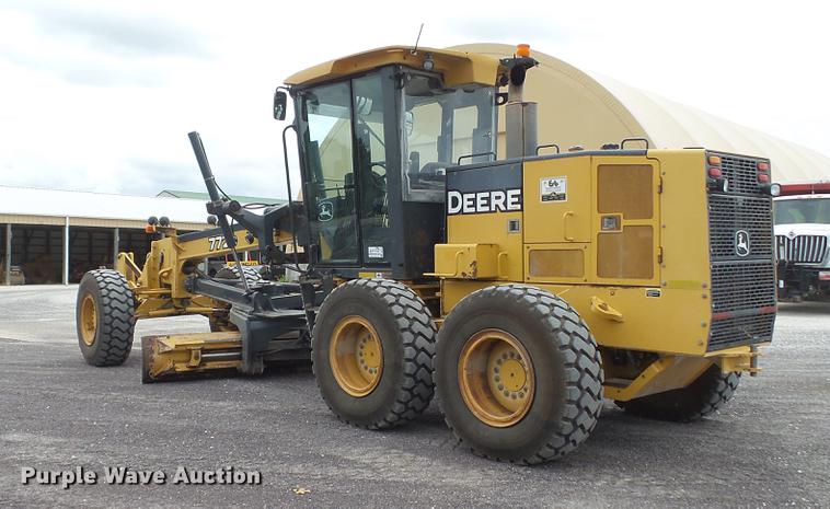 image for item DD7342 2008 John Deere 772D motor grader