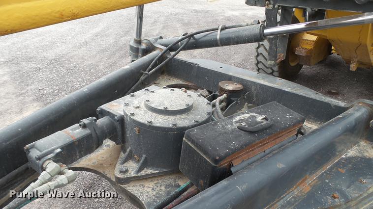 image for item DD7342 2008 John Deere 772D motor grader