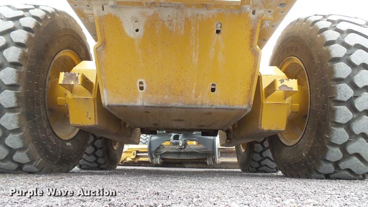 image for item DD7342 2008 John Deere 772D motor grader