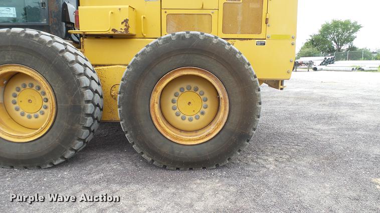 image for item DD7342 2008 John Deere 772D motor grader