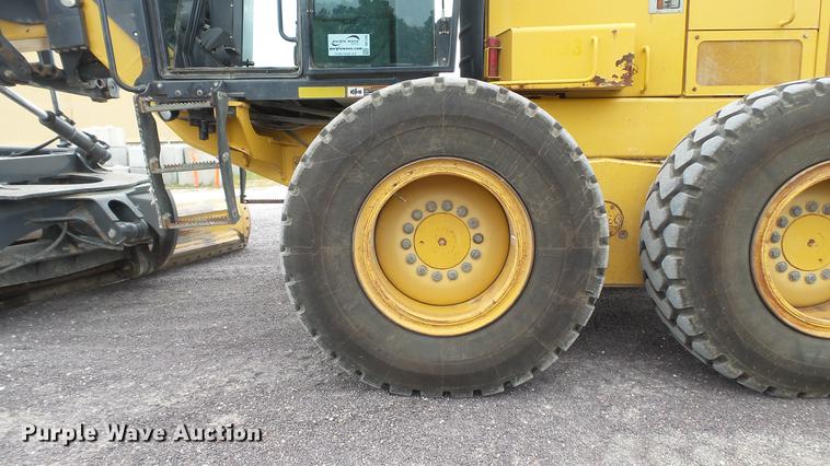 image for item DD7342 2008 John Deere 772D motor grader