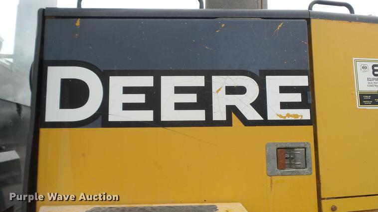 image for item DD7342 2008 John Deere 772D motor grader