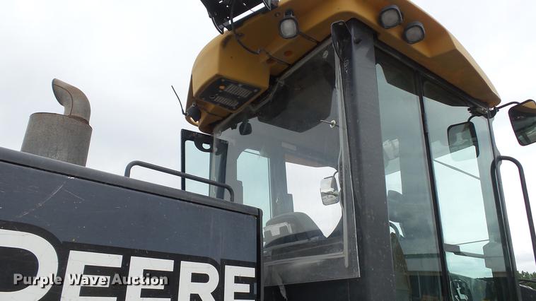 image for item DD7342 2008 John Deere 772D motor grader