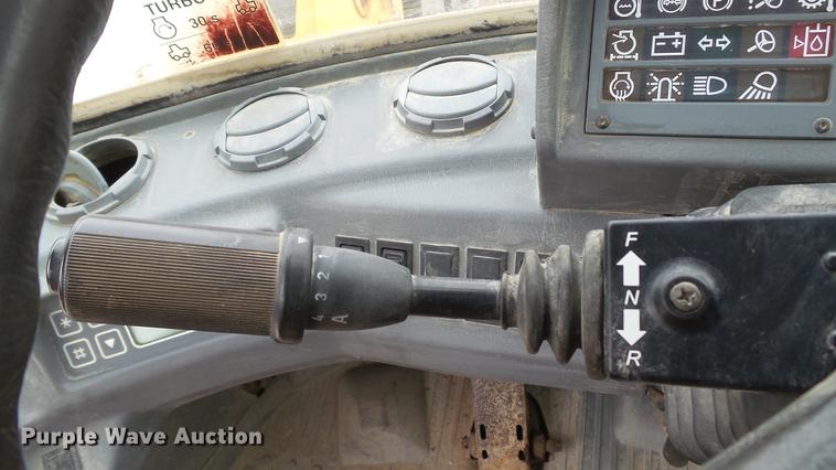 image for item DD7343 1995 Volvo L70C wheel loader