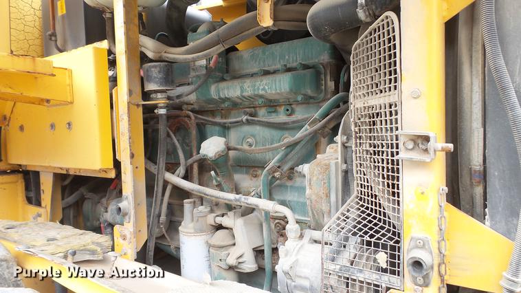 image for item DD7343 1995 Volvo L70C wheel loader