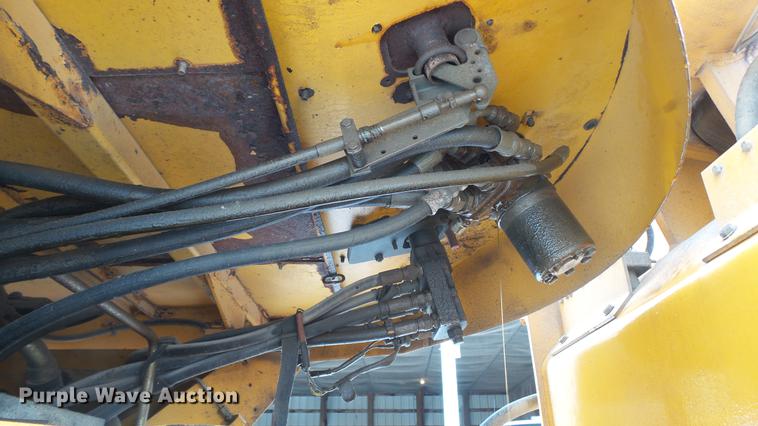 image for item DD7343 1995 Volvo L70C wheel loader