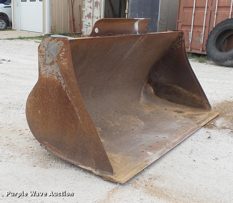 image for item DD7343 1995 Volvo L70C wheel loader