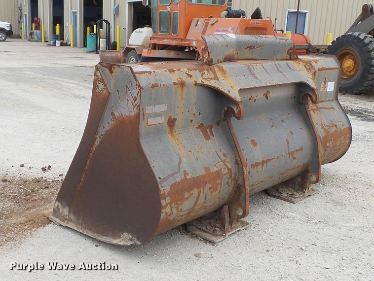 image for item DD7343 1995 Volvo L70C wheel loader