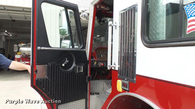 image for item DD7344 1989 Emergency One ladder fire truck