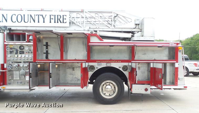 image for item DD7344 1989 Emergency One ladder fire truck