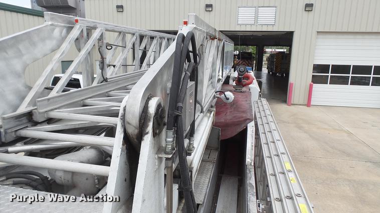 image for item DD7344 1989 Emergency One ladder fire truck