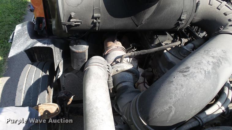 image for item DD7364 1994 Mack CH613 semi truck