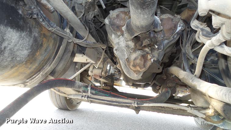 image for item DD7364 1994 Mack CH613 semi truck