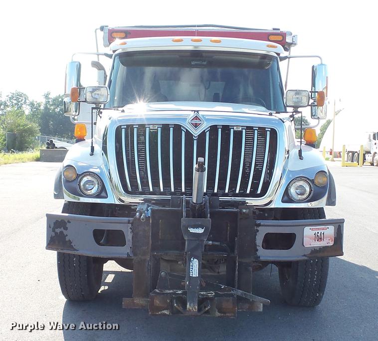 image for item DD7365 2010 International WorkStar 7400 dump truck