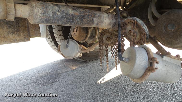 image for item DD7365 2010 International WorkStar 7400 dump truck