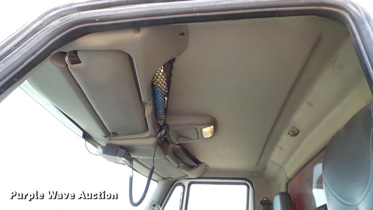 image for item DD7365 2010 International WorkStar 7400 dump truck