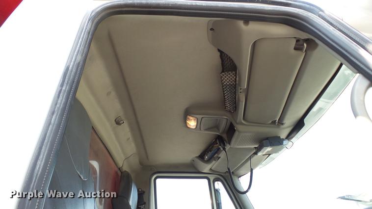 image for item DD7365 2010 International WorkStar 7400 dump truck