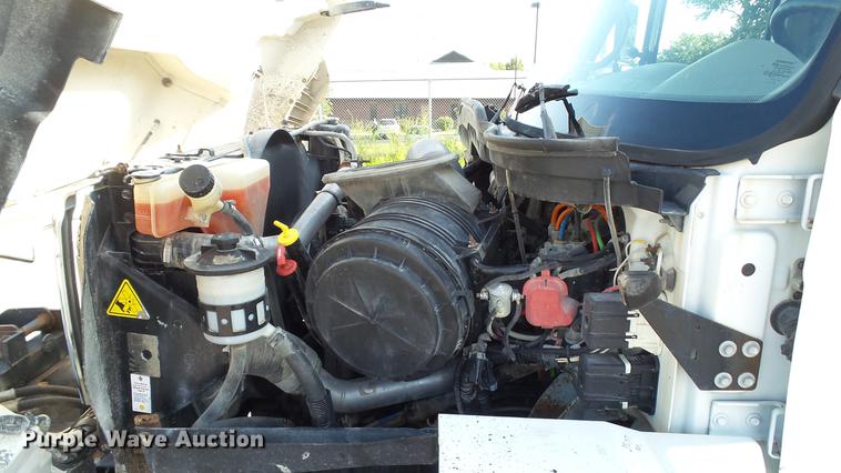 image for item DD7365 2010 International WorkStar 7400 dump truck