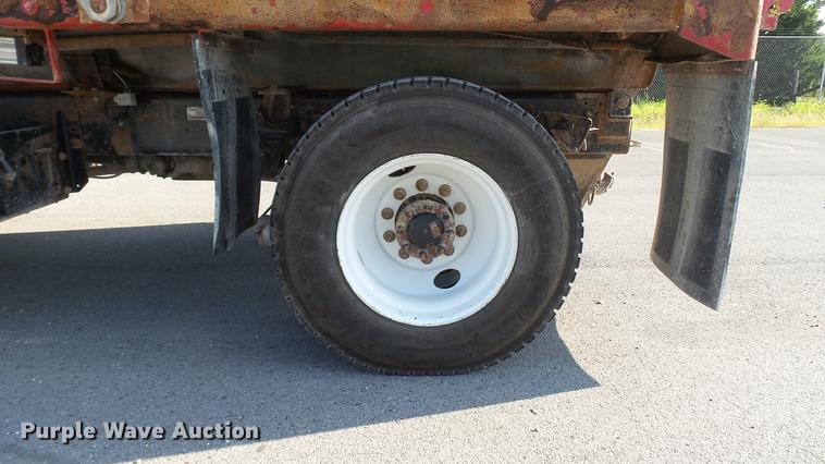 image for item DD7365 2010 International WorkStar 7400 dump truck